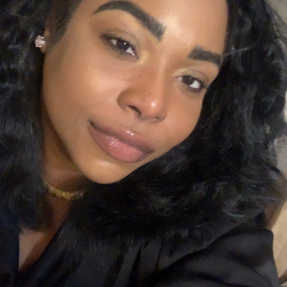 Share,Like,Shop With Foxxy Brown 💋